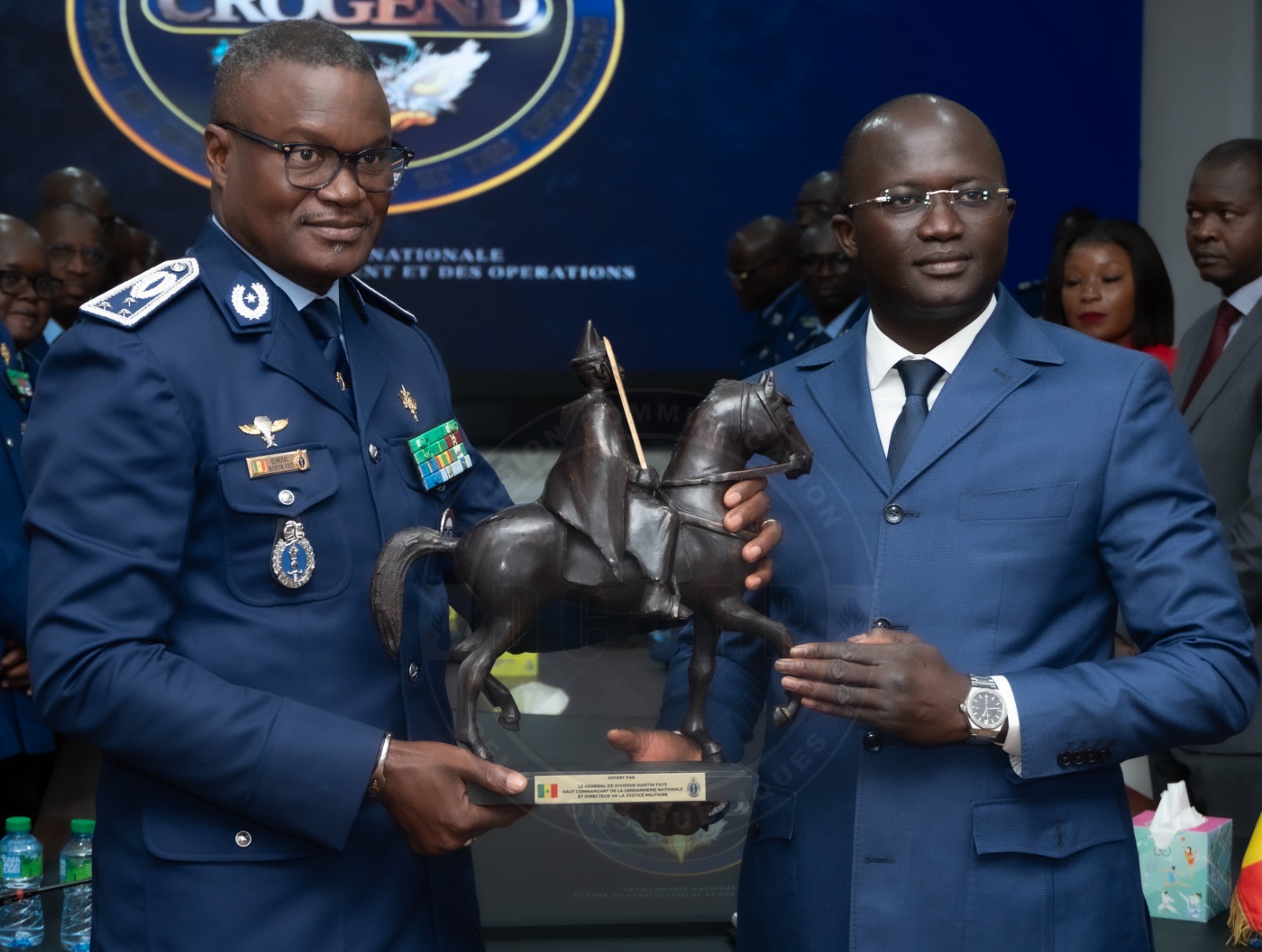 Visite de prise de contact du ministre des forces armées à la Gendarmerie nationale